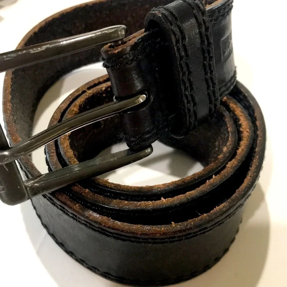 Levi’s belt leather chocolate brown almost black size 34